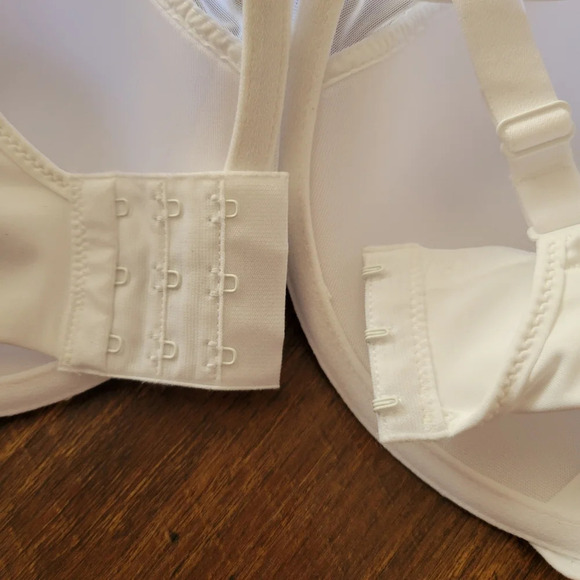 BALI 36DD White Light Coverage Underwire Bra - Picture 6 of 6